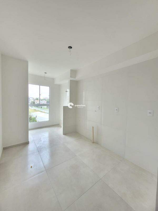 Apartamento à venda no Camobi: