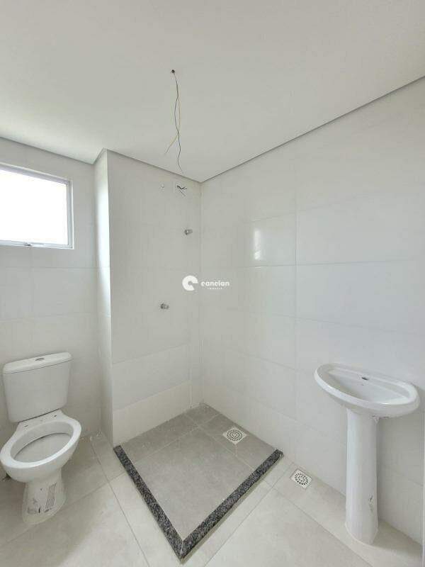 Apartamento à venda no Camobi: