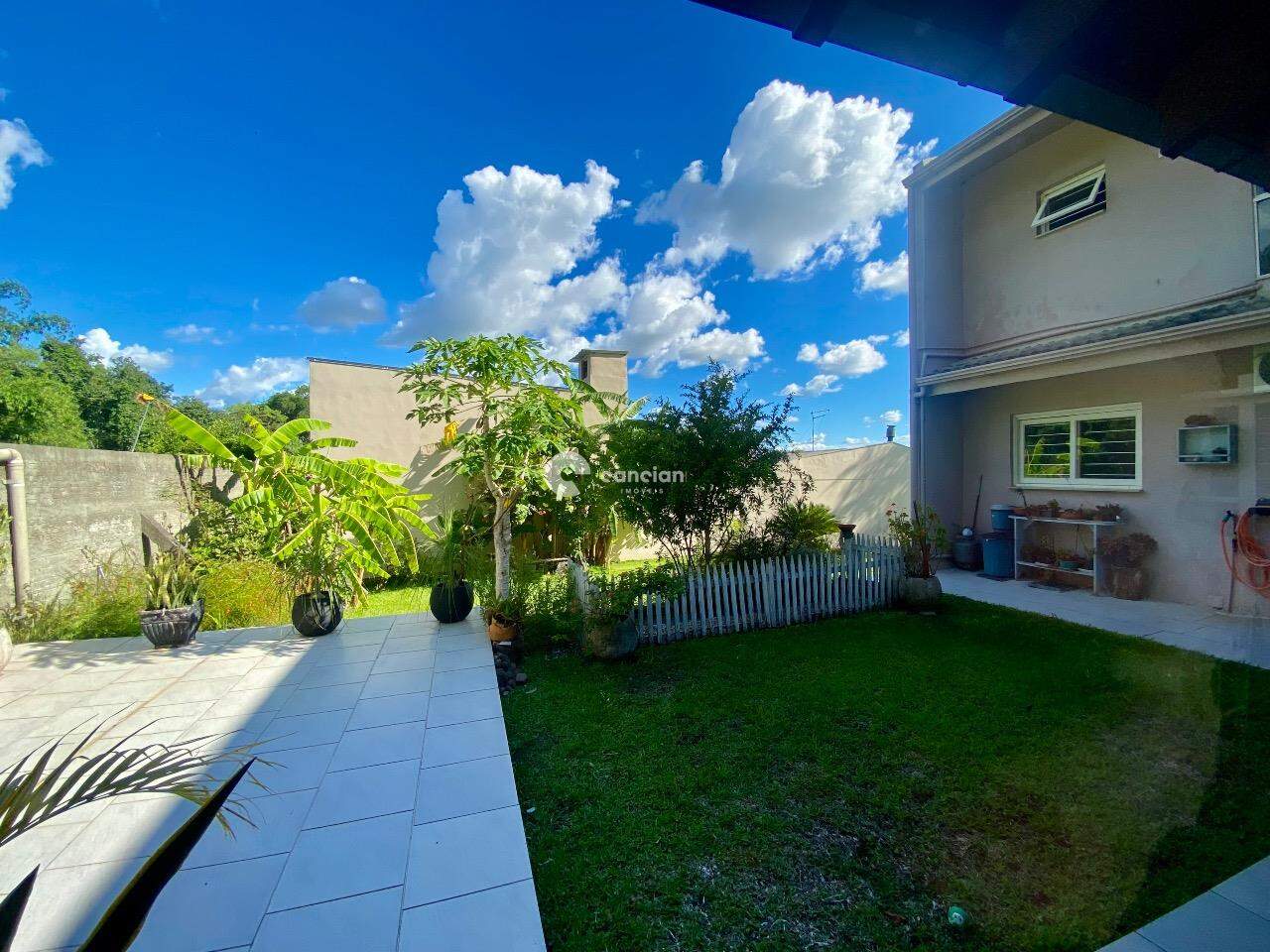 Casa à venda no Dom Antônio Reis: 
