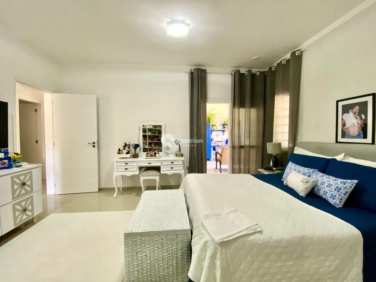 Casa à venda no Dom Antônio Reis: 