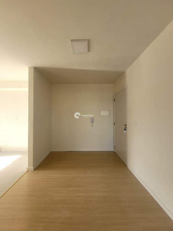 Apartamento para aluguel no Camobi: 