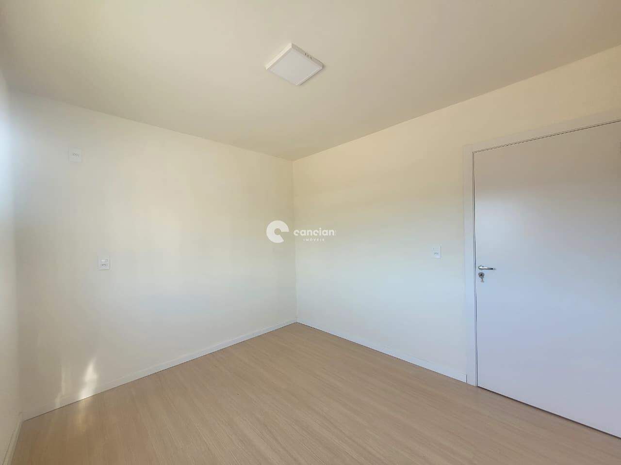 Apartamento para aluguel no Camobi: 