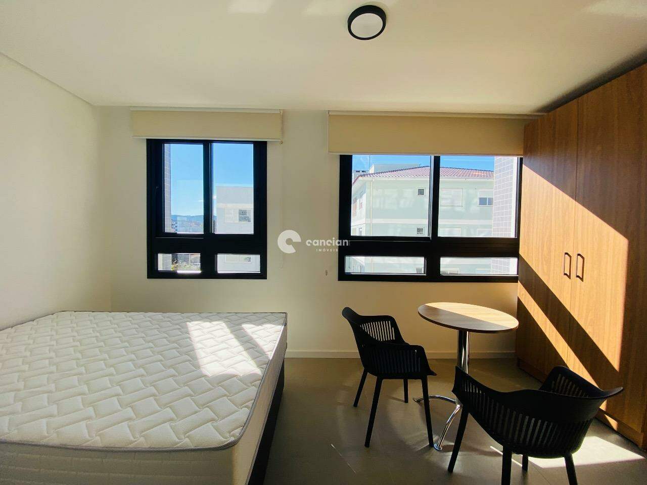 Apartamento à venda no Camobi:
