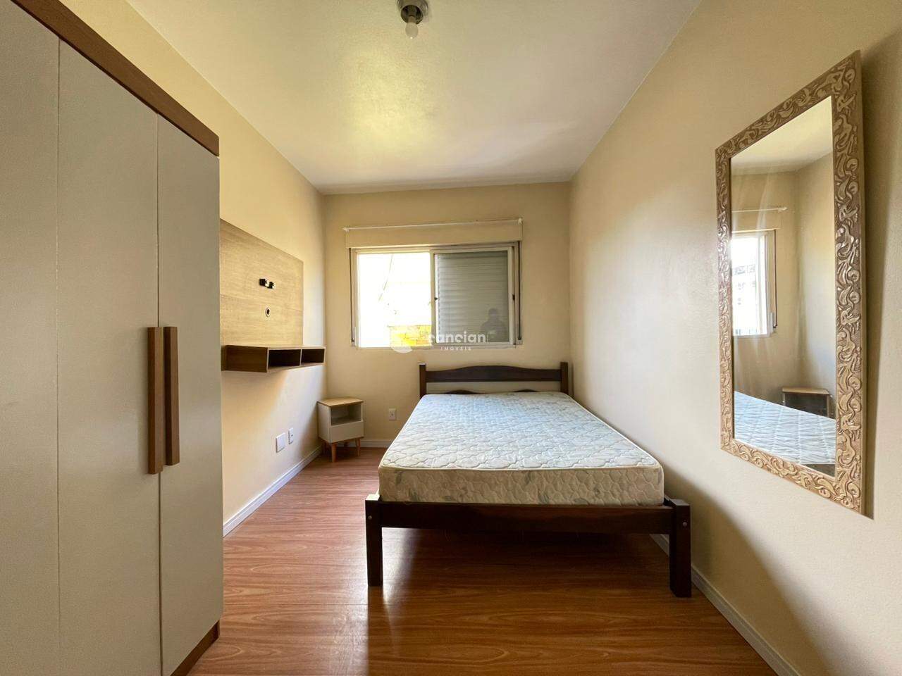 Apartamento para aluguel no Menino Jesus: 