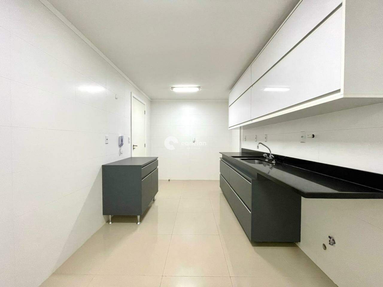 Apartamento à venda no Nossa Senhora Medianeira: