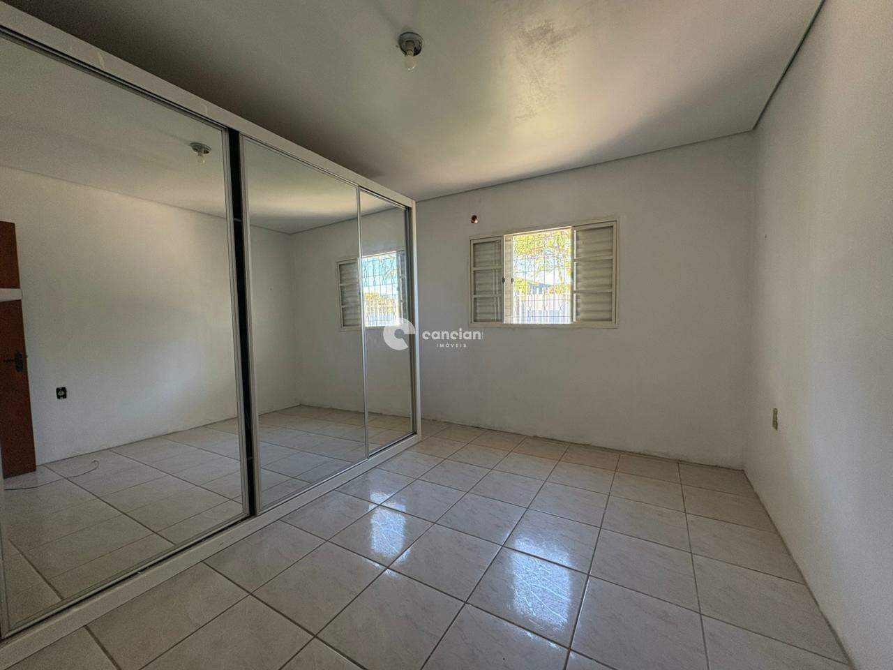 Casa à venda no Pinheiro Machado: