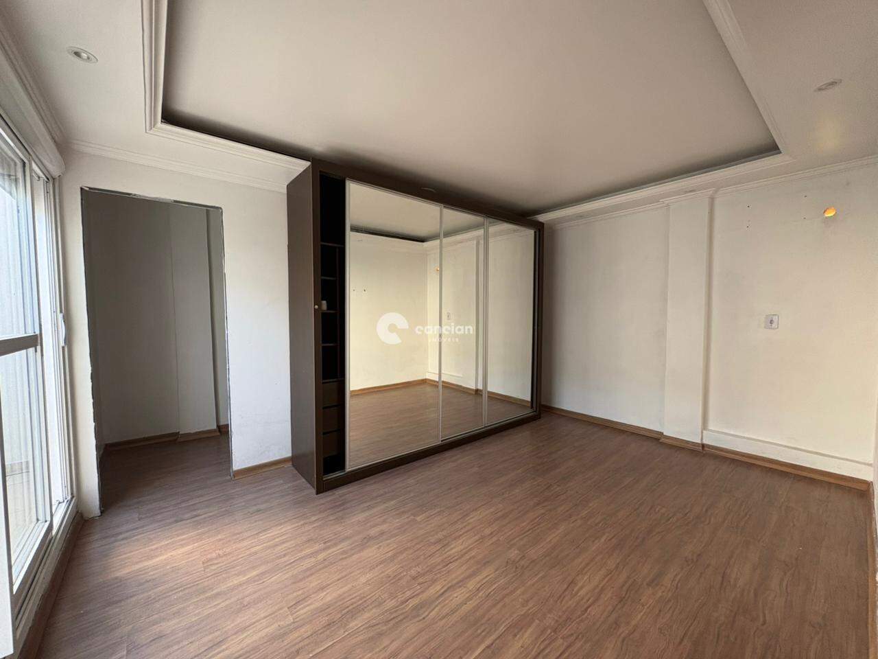 Casa à venda no Pinheiro Machado: