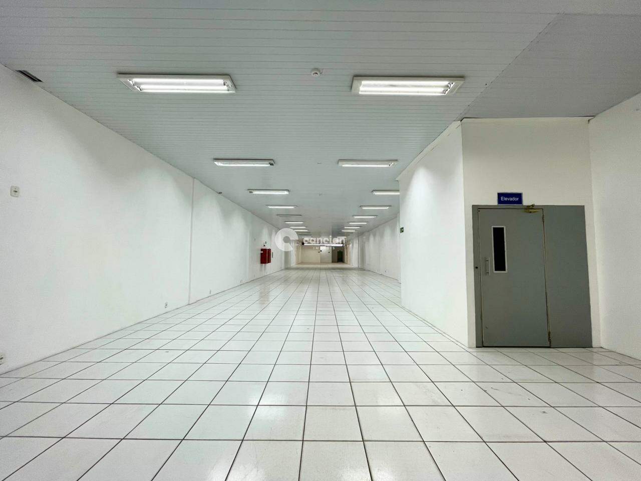 Pavilhão para aluguel no Centro: 