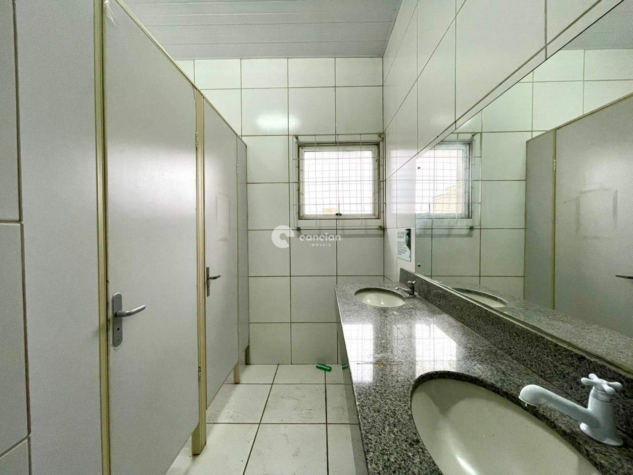 Pavilhão para aluguel no Centro: 