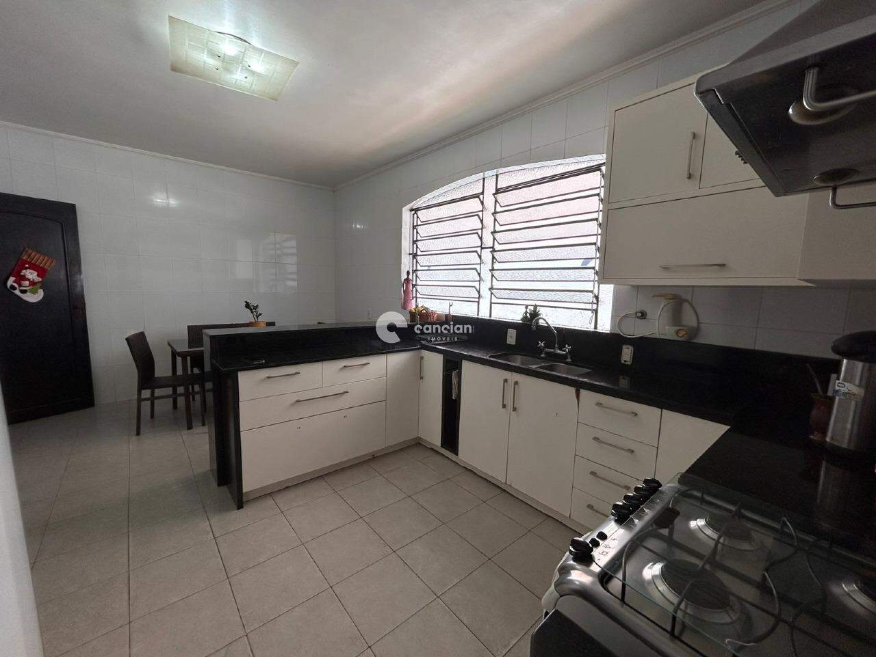 Casa para aluguel no Dom Antônio Reis: 