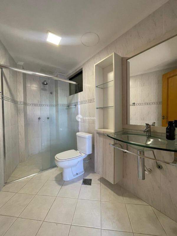 Apartamento para aluguel no Centro: 