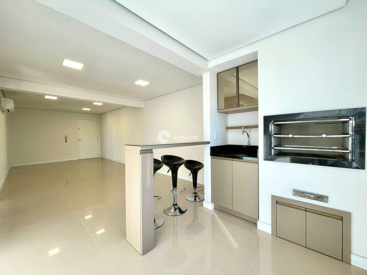 Apartamento para aluguel no Centro: