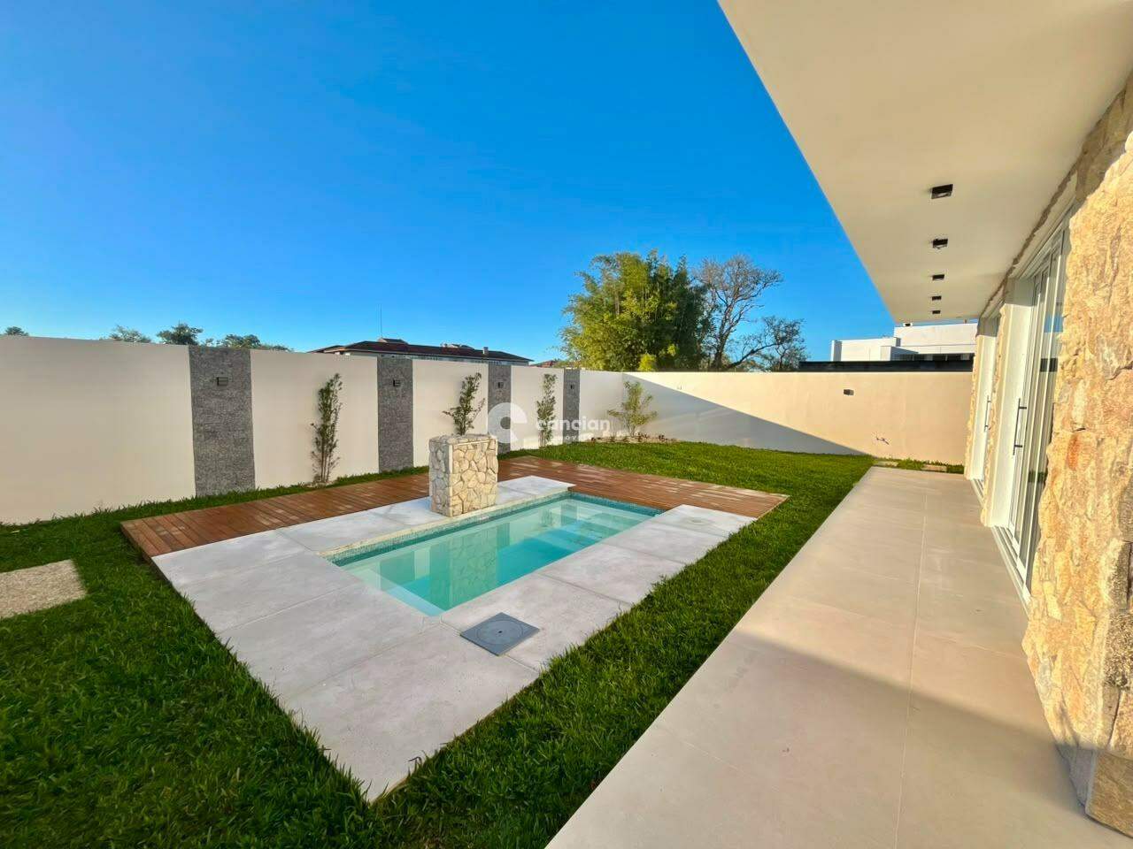 Casa de Condomínio à venda no São José: 