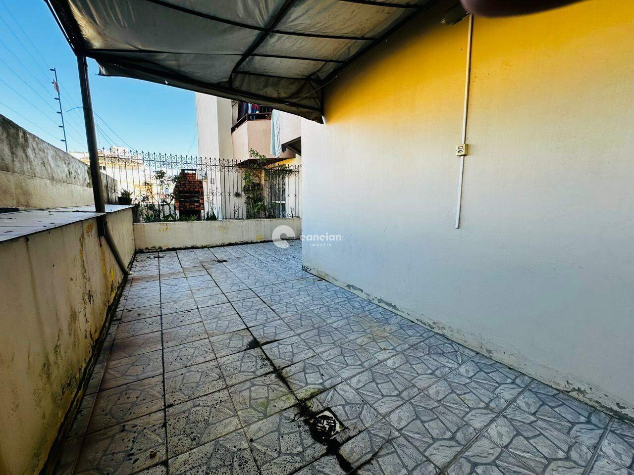 Apartamento à venda no Menino Jesus: 