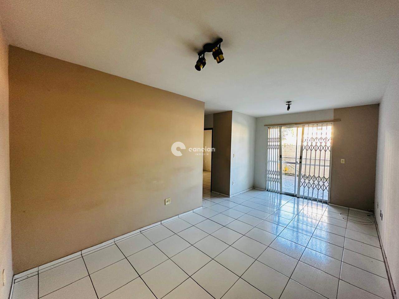 Apartamento para aluguel no Menino Jesus: 