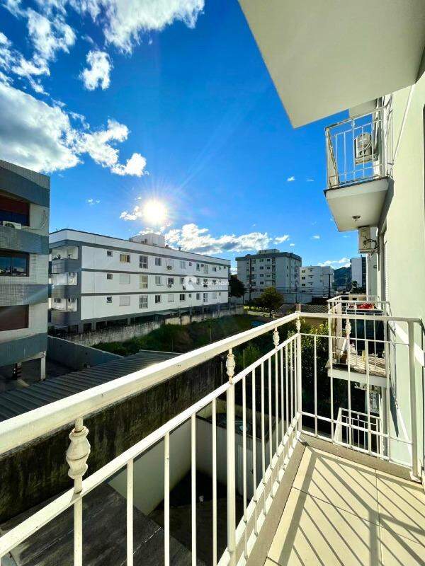 Apartamento para aluguel no Camobi: 