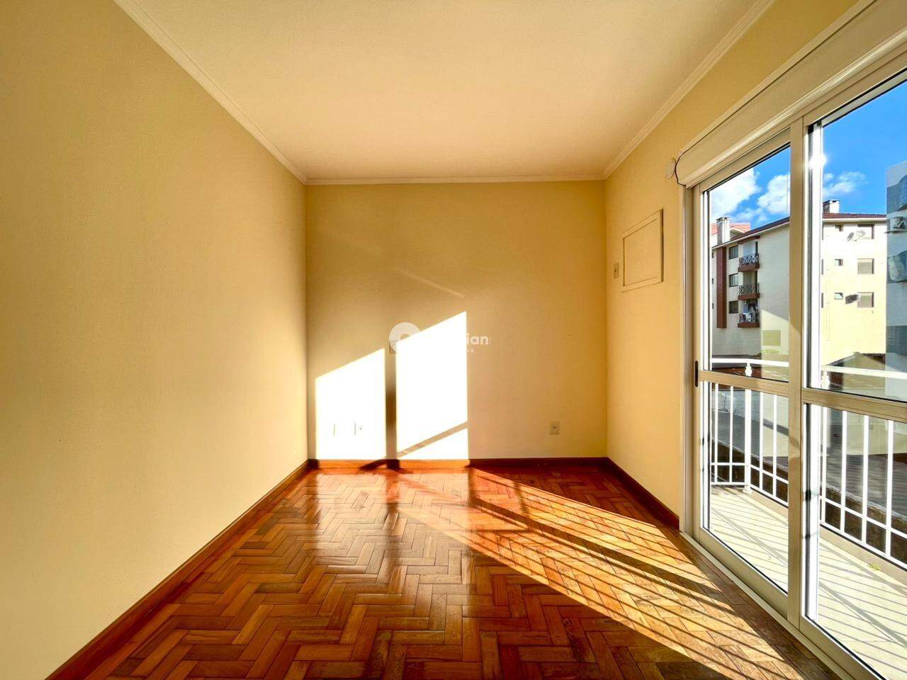 Apartamento para aluguel no Camobi: 
