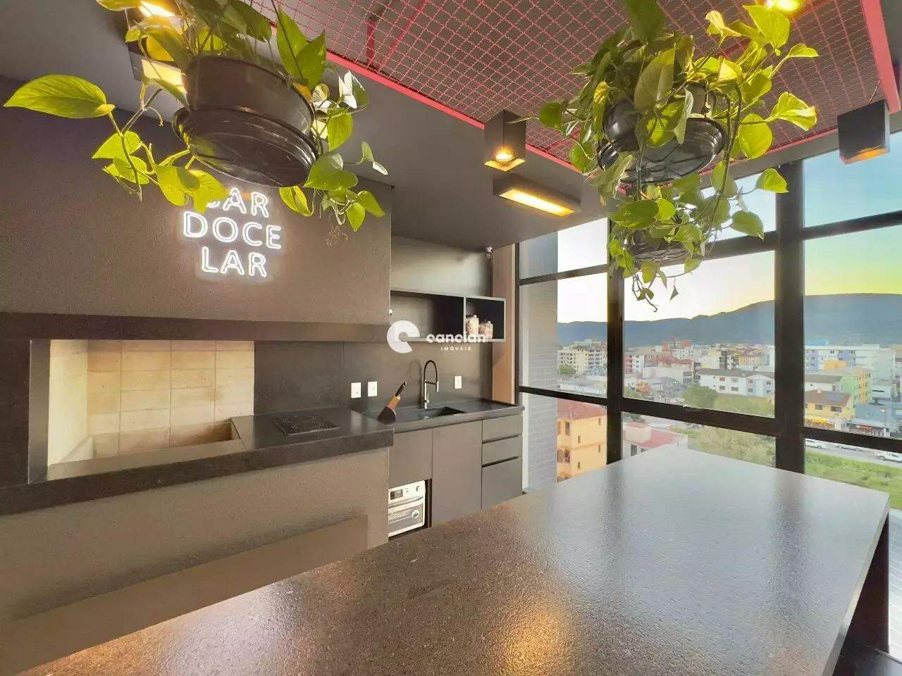 Apartamento para aluguel no Camobi: 