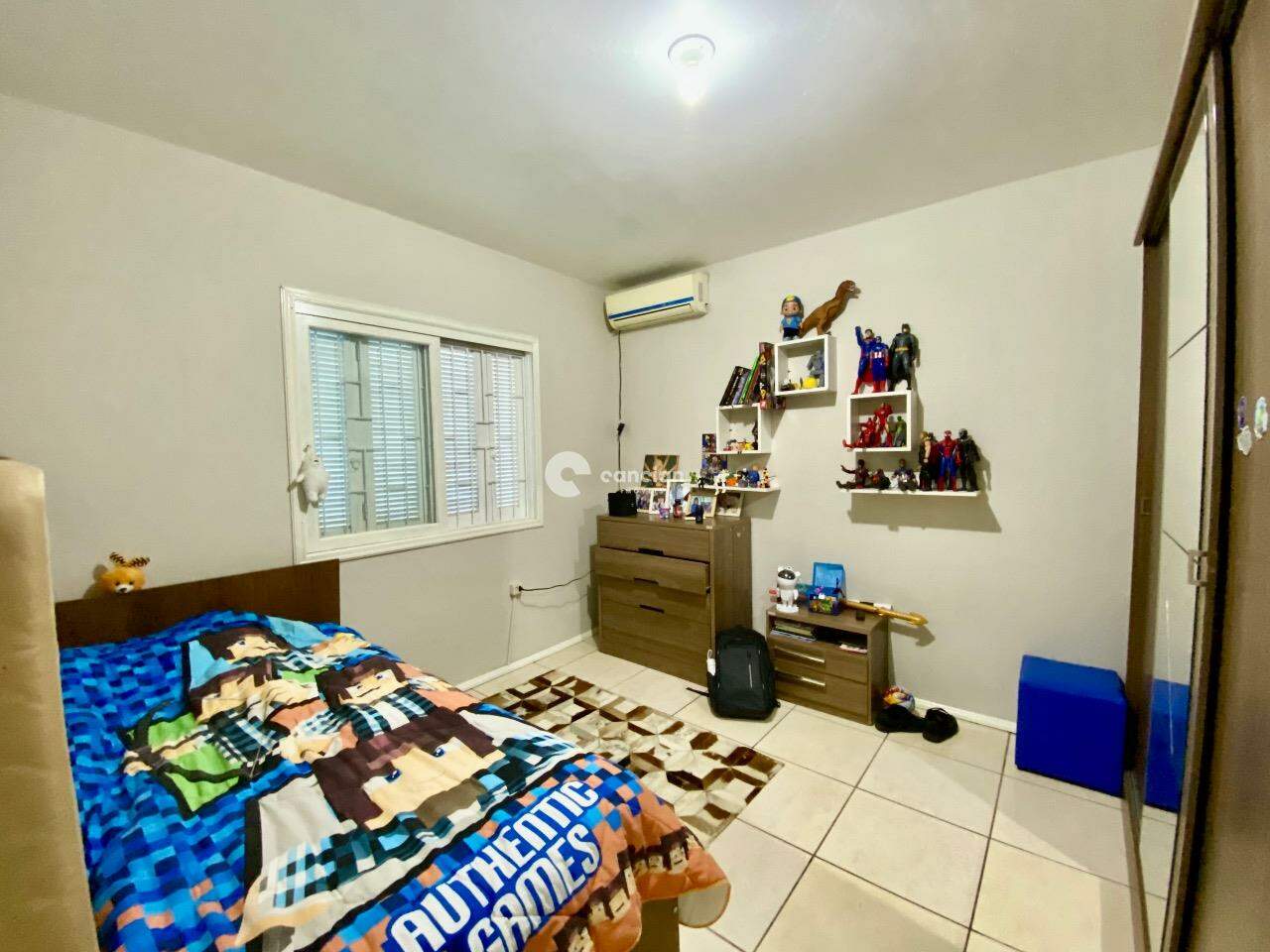 Casa de Condomínio à venda no Pinheiro Machado: 