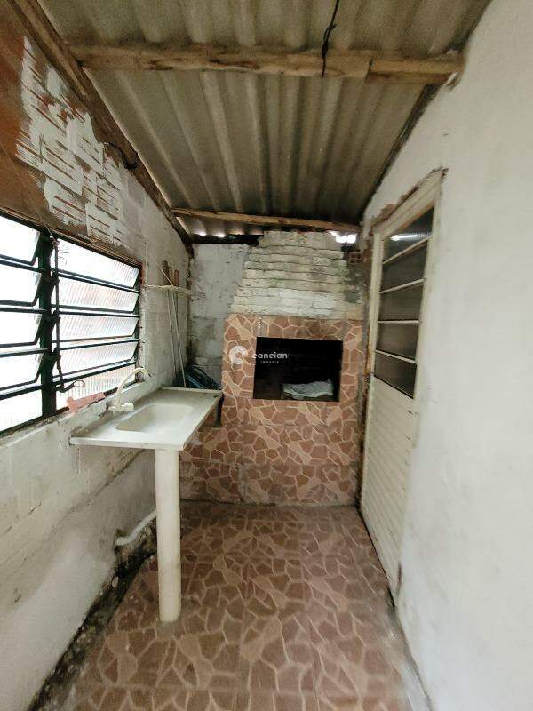 Casa à venda no Tancredo Neves: 