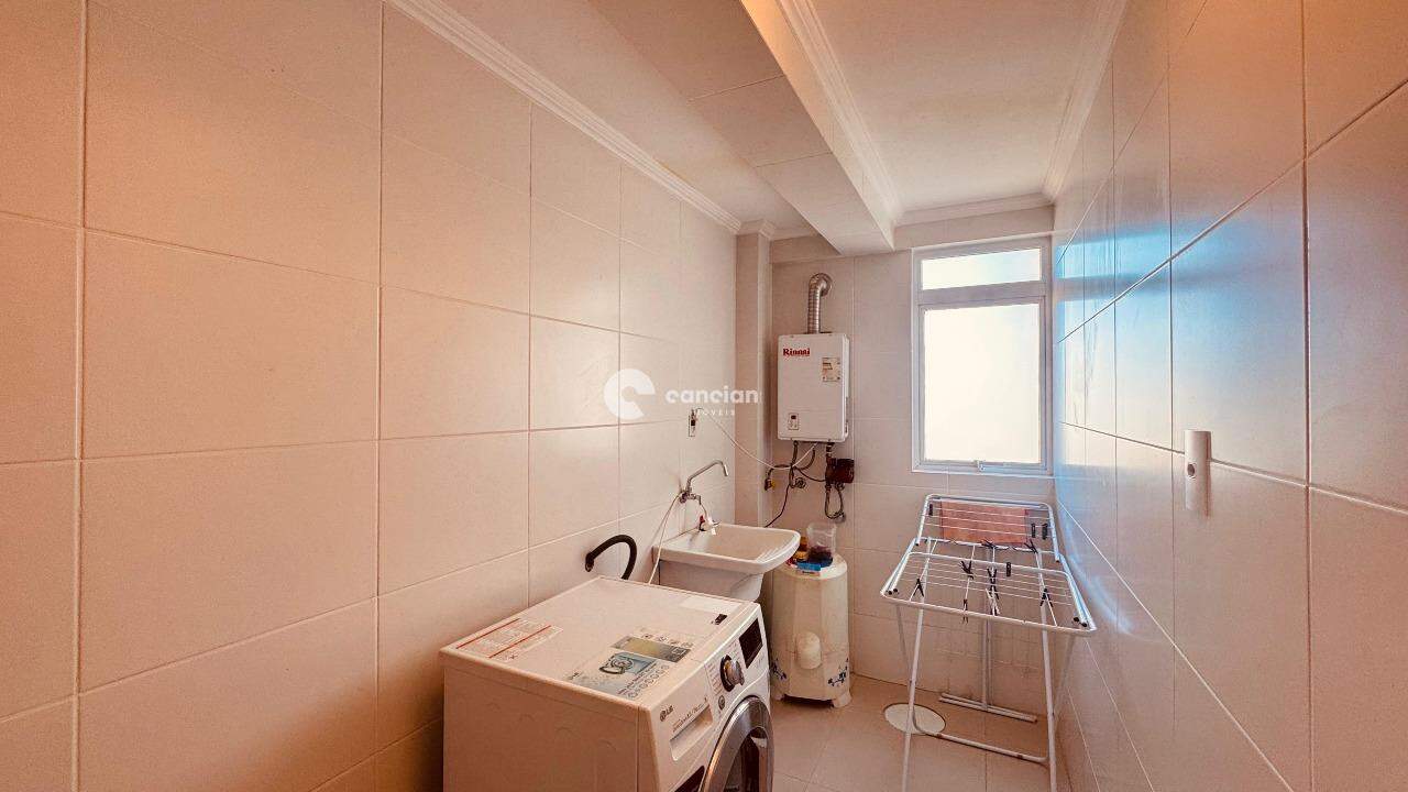Duplex à venda no Centro: 