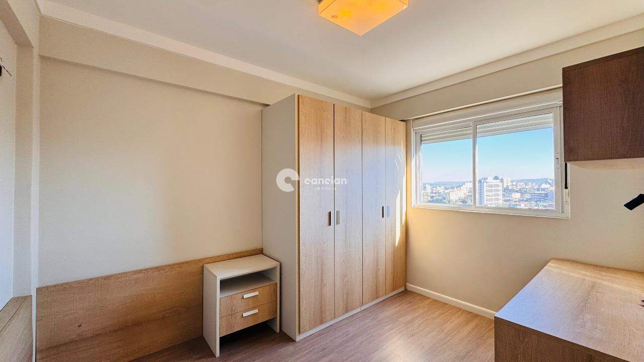 Duplex à venda no Centro: 2º dorm