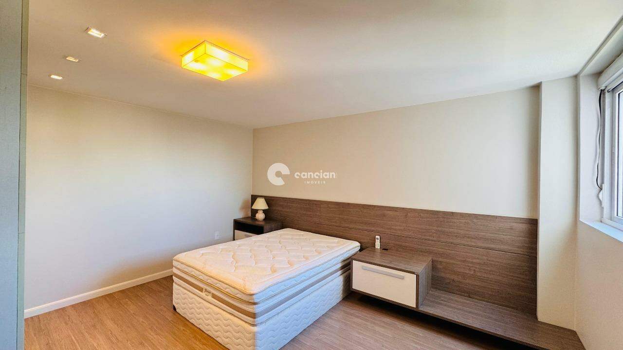 Duplex à venda no Centro: 3º dorm