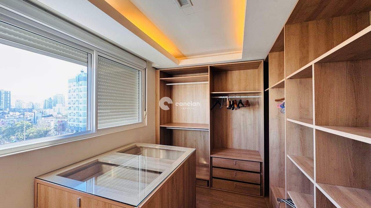 Duplex à venda no Centro: closet suíte