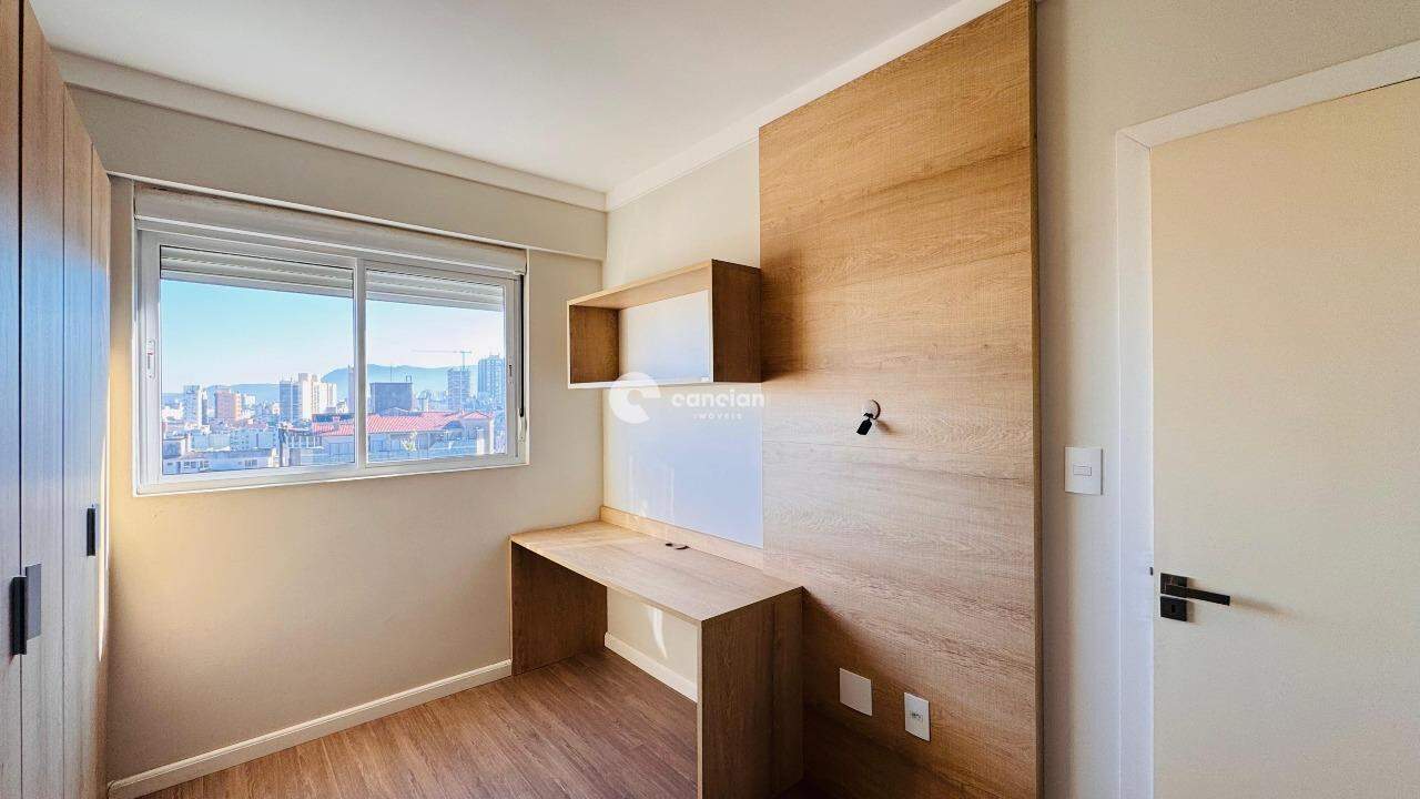 Duplex à venda no Centro: 2º dorm