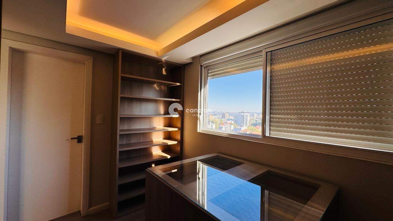 Duplex à venda no Centro: closet suíte