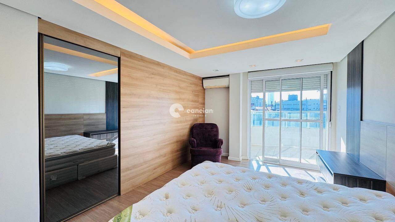 Duplex à venda no Centro: suíte