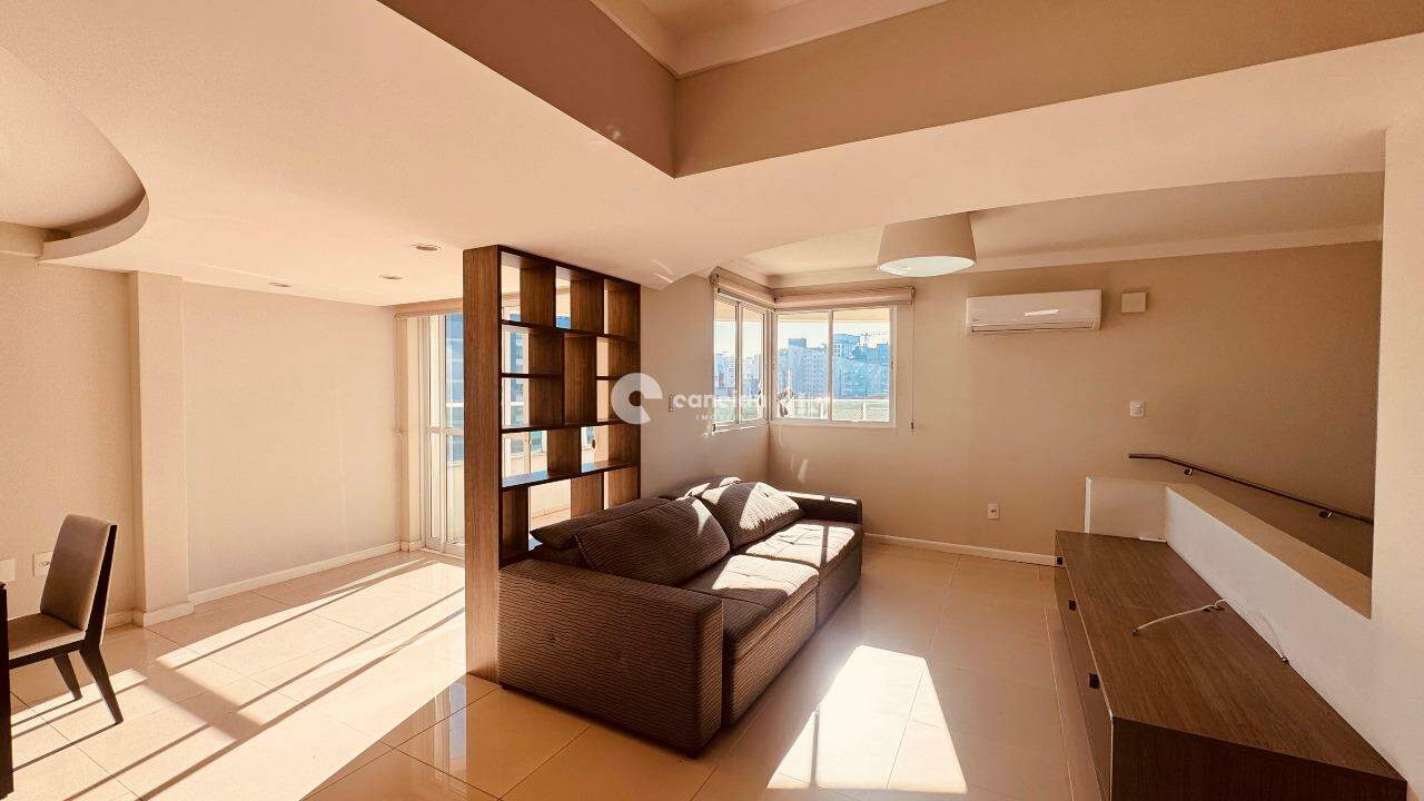 Duplex à venda no Centro: 