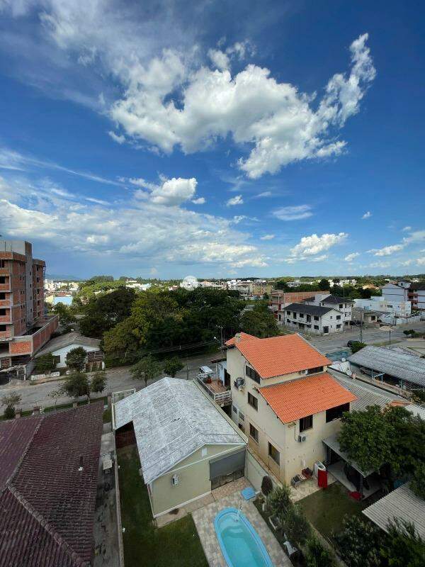 Apartamento para aluguel no Camobi: 