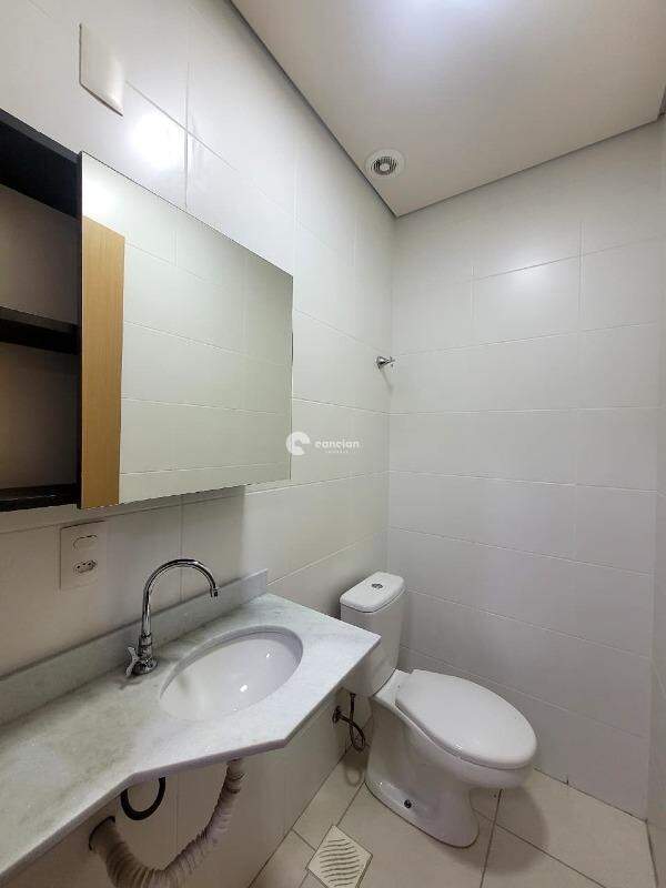 Sala Comercial para aluguel no Centro: 