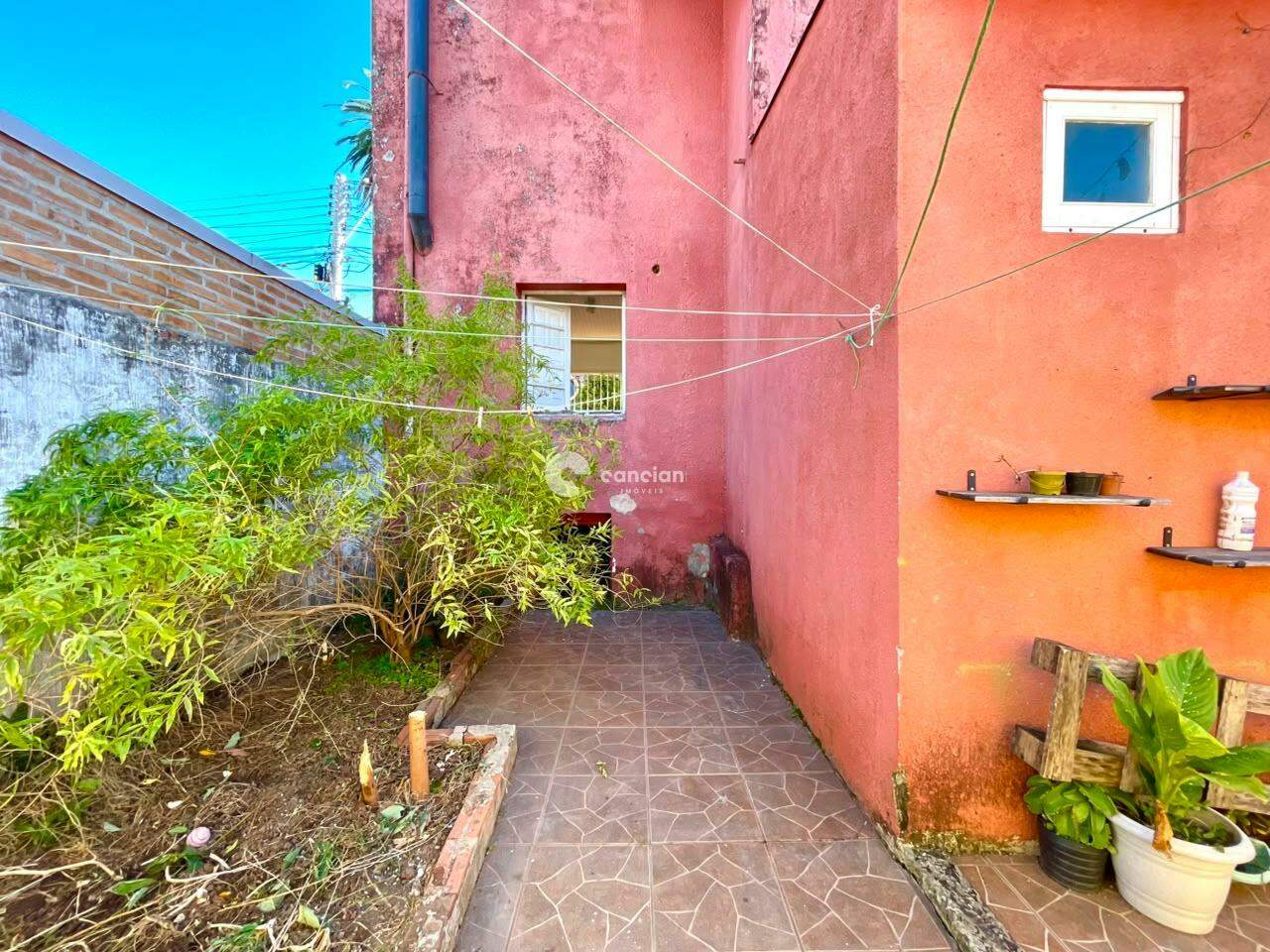 Casa à venda no Centro: 