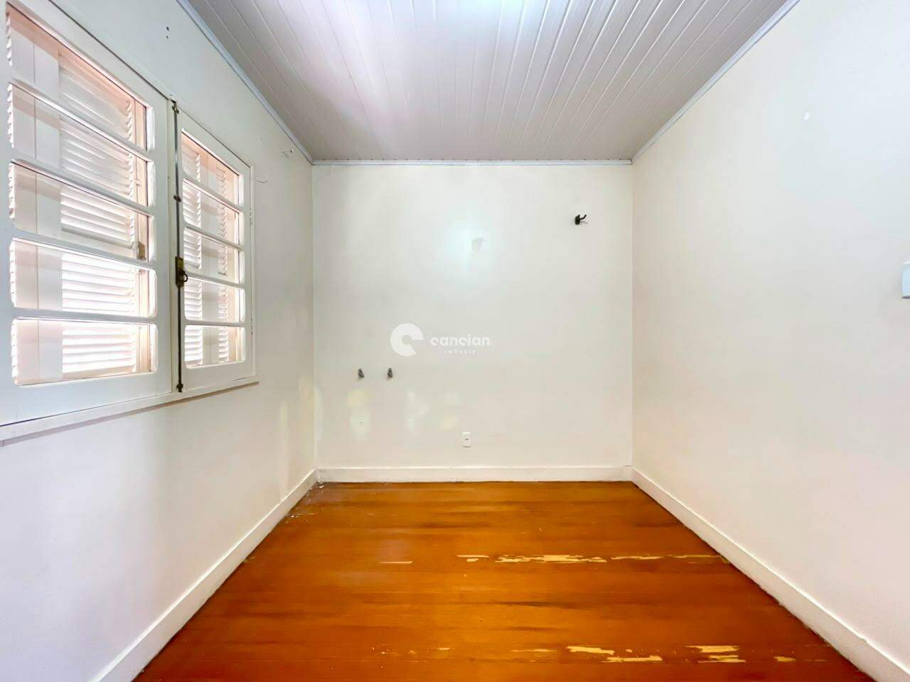 Casa para aluguel no Centro: 