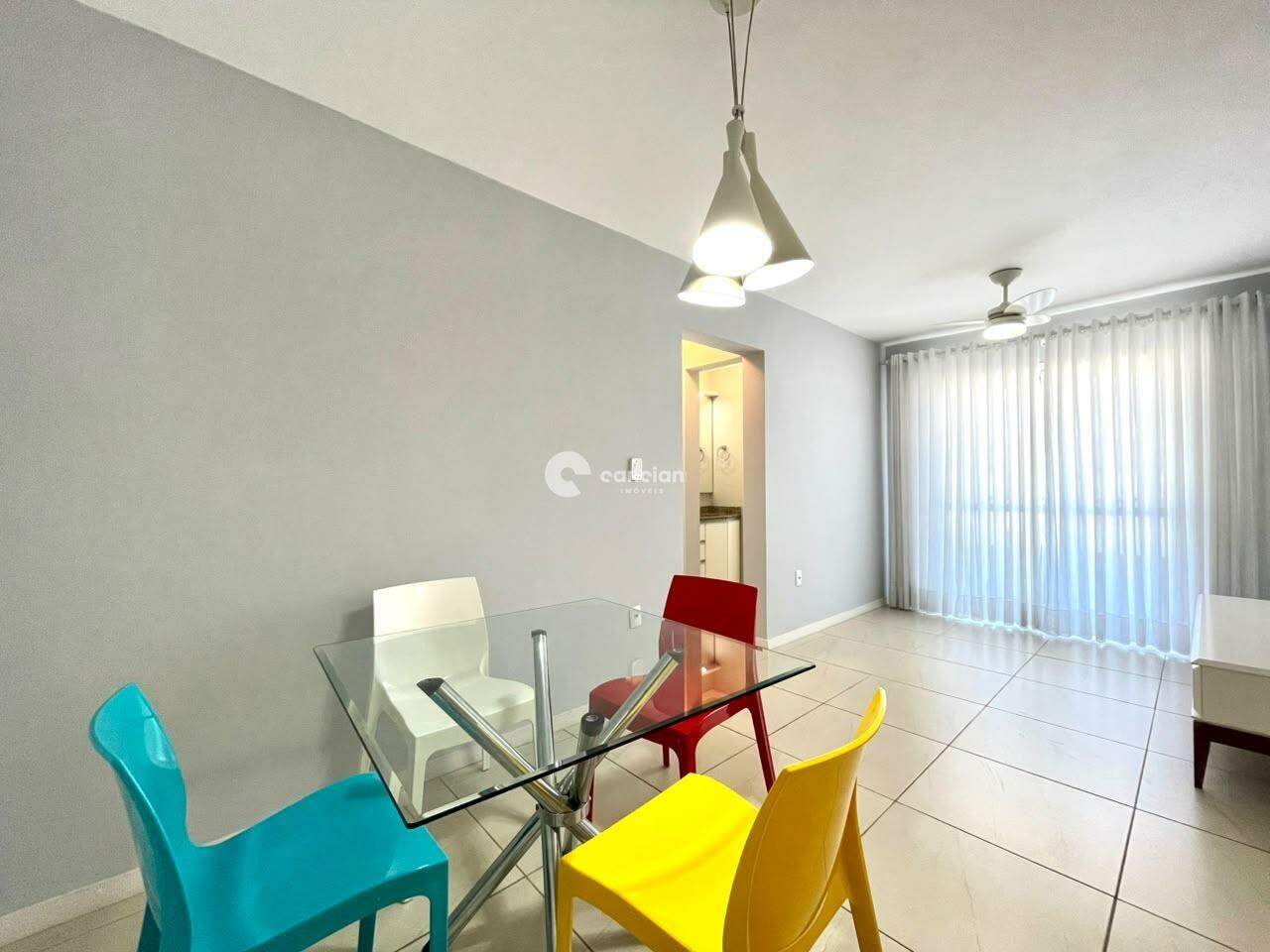 Apartamento para aluguel no Centro: 