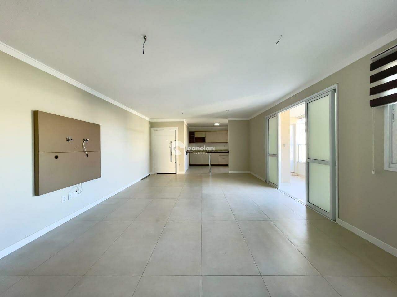 Apartamento à venda no Menino Jesus: 