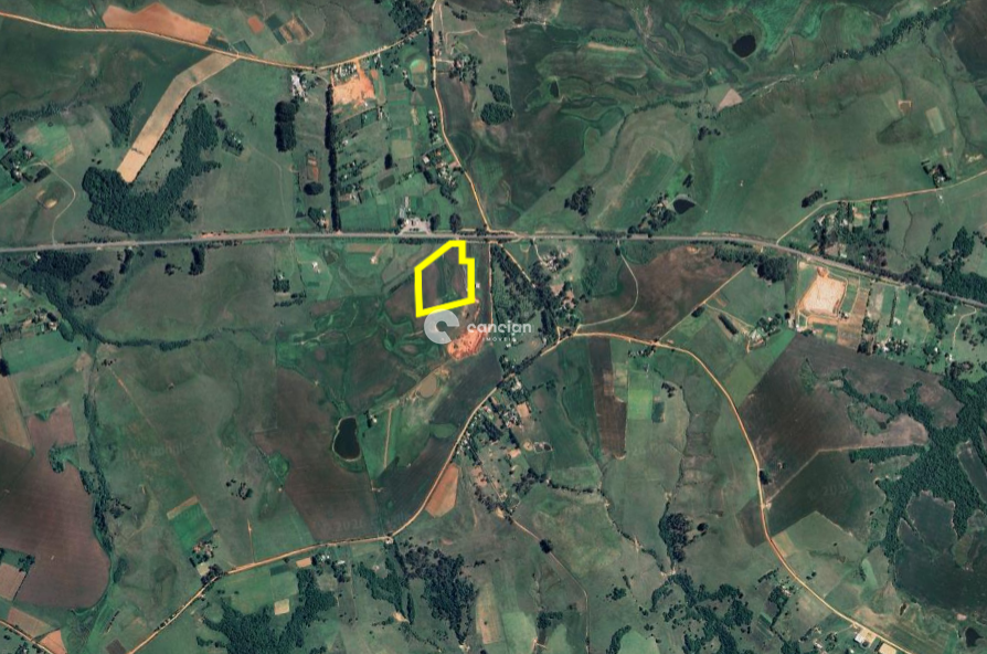 Área Rural à venda no Centro: 