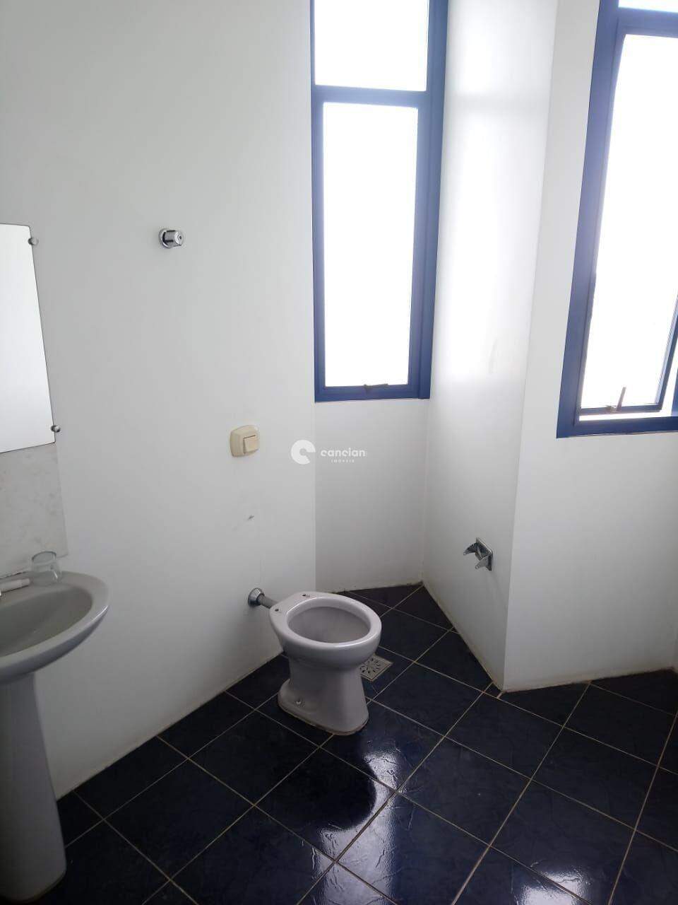 Pavilhão à venda no Lorenzi: 