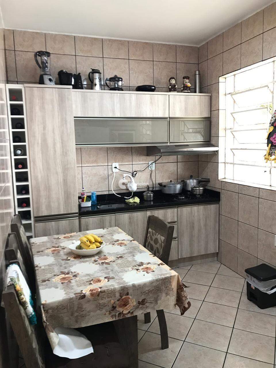 Casa à venda no Centro: 