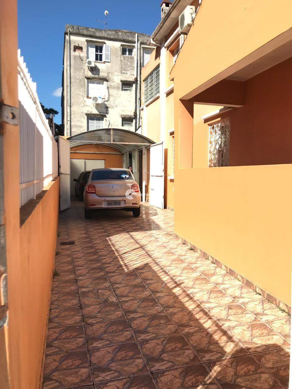 Casa à venda no Centro: 