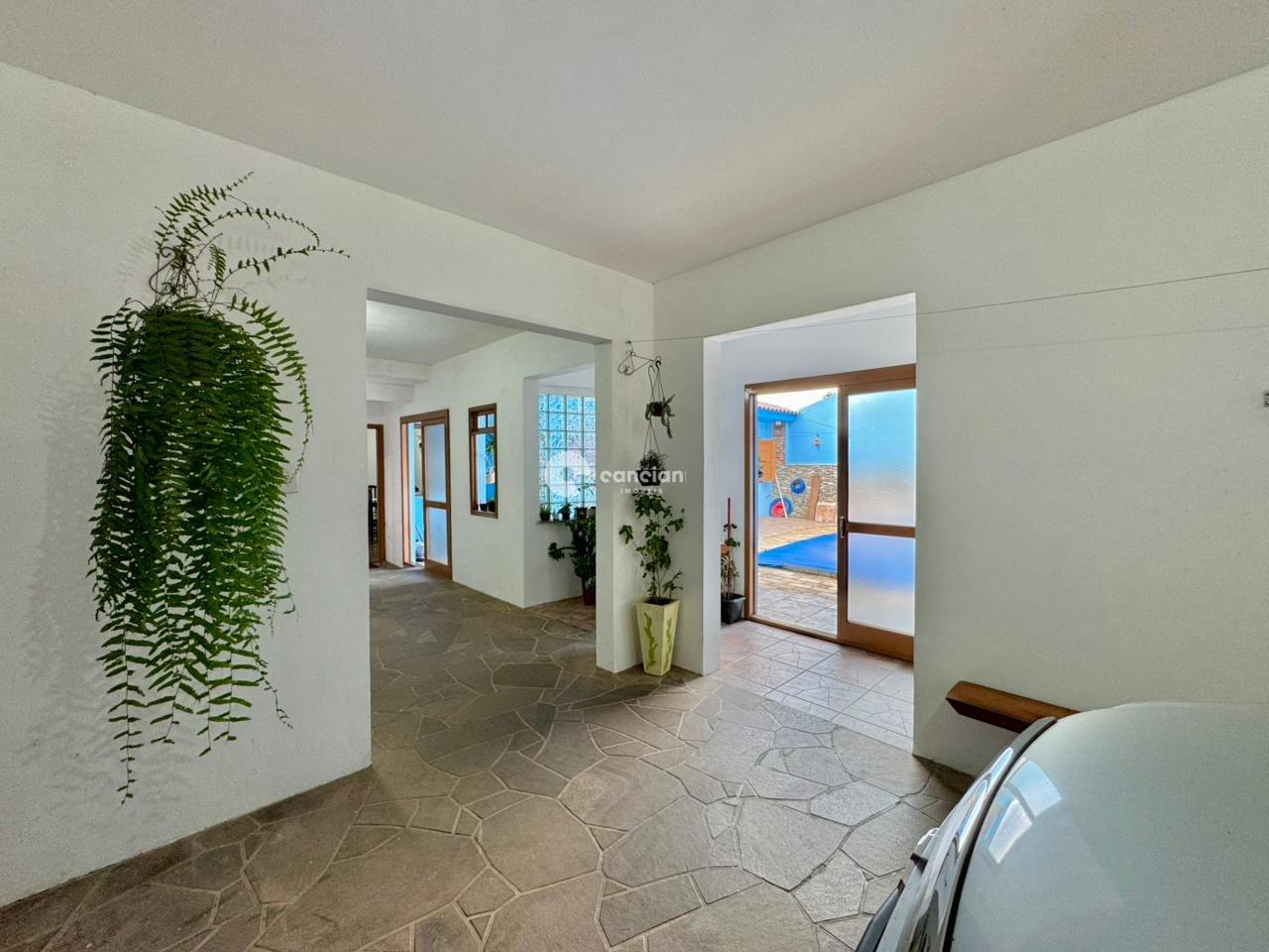 Casa à venda no Camobi: 