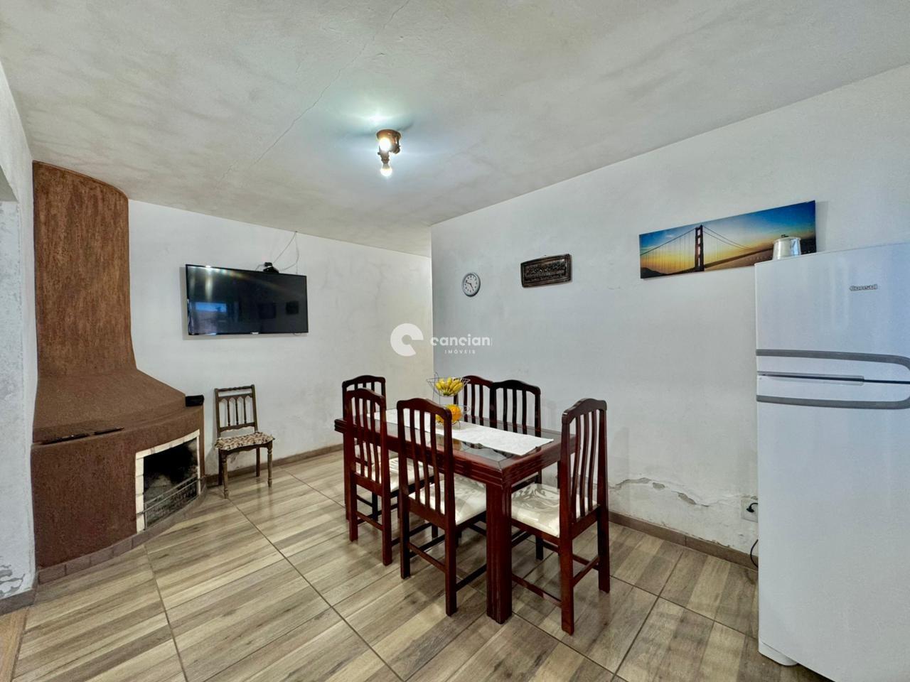 Casa à venda no Camobi: 