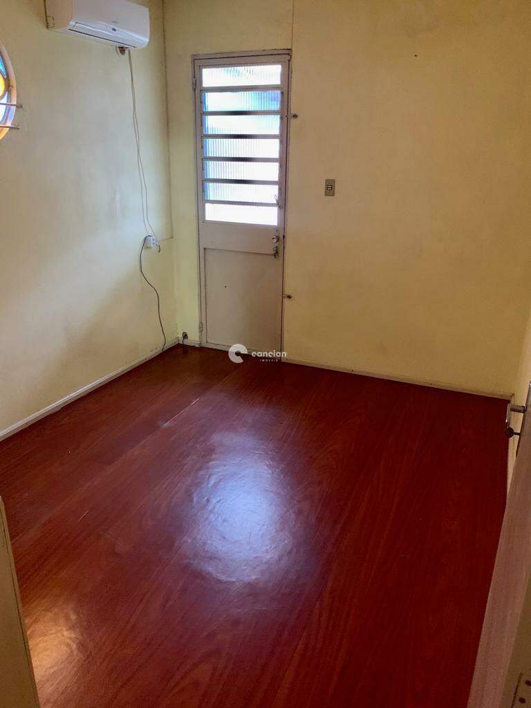Casa à venda no Menino Jesus: 
