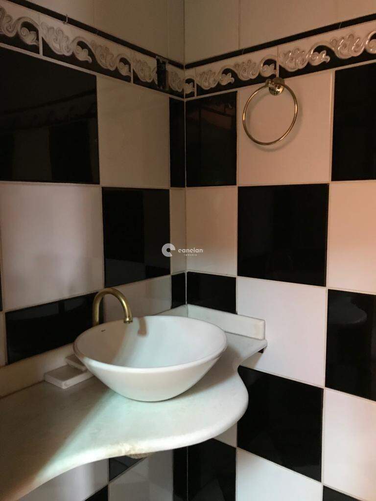 Casa à venda no Nossa Senhora Medianeira: 