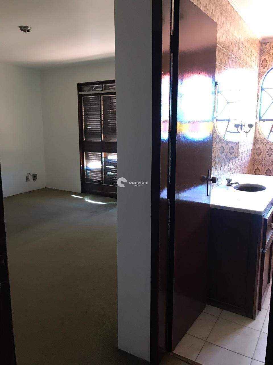 Casa à venda no Centro: