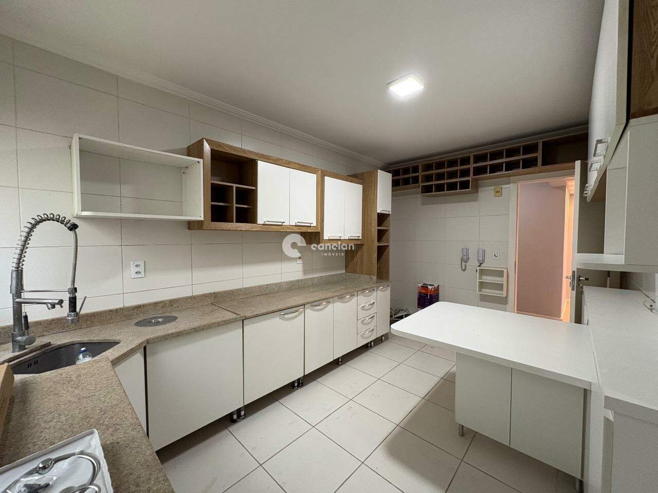 Apartamento à venda no Nossa Senhora Medianeira: