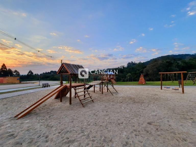 Terreno à venda no Tomazetti: 