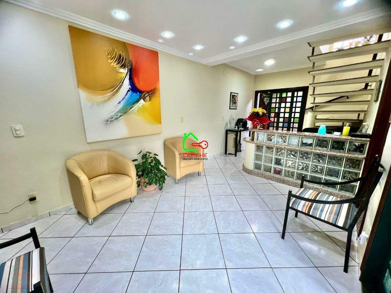 Casa, 3 quartos, 241 m² - Foto 4